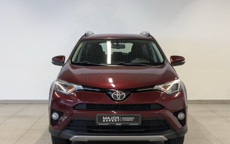 Toyota RAV4, 2017 год, 2 400 000 рублей, 2 фотография