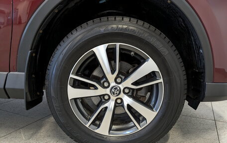 Toyota RAV4, 2017 год, 2 400 000 рублей, 17 фотография