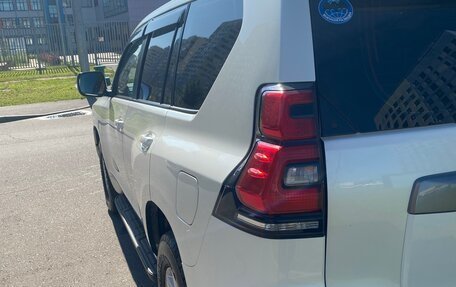 Toyota Land Cruiser Prado 150 рестайлинг 2, 2021 год, 6 500 000 рублей, 7 фотография