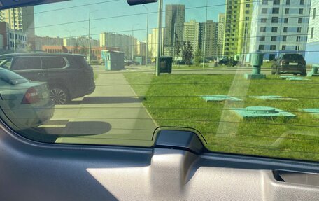 Toyota Land Cruiser Prado 150 рестайлинг 2, 2021 год, 6 500 000 рублей, 20 фотография