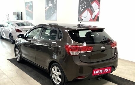 KIA Rio III рестайлинг, 2016 год, 964 000 рублей, 5 фотография