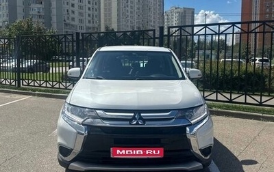 Mitsubishi Outlander III рестайлинг 3, 2017 год, 2 500 000 рублей, 1 фотография