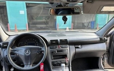 Mercedes-Benz C-Класс, 2004 год, 430 000 рублей, 1 фотография