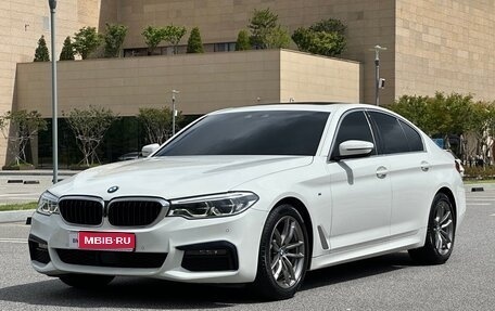 BMW 5 серия, 2022 год, 3 300 000 рублей, 1 фотография