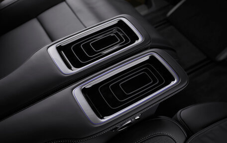 Mercedes-Benz V-Класс, 2025 год, 15 300 000 рублей, 25 фотография