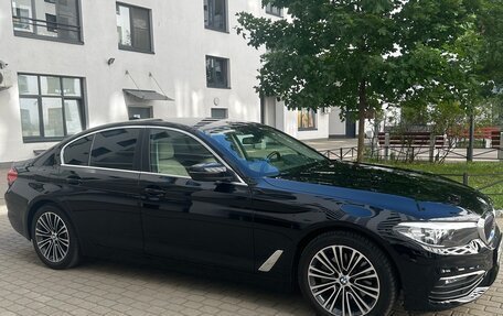 BMW 5 серия, 2018 год, 3 200 000 рублей, 3 фотография