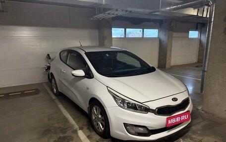 KIA cee'd III, 2013 год, 850 000 рублей, 13 фотография