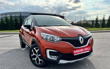 Renault Kaptur I рестайлинг, 2017 год, 1 290 000 рублей, 2 фотография