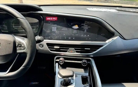 Geely Tugella FY11, 2021 год, 1 700 000 рублей, 8 фотография