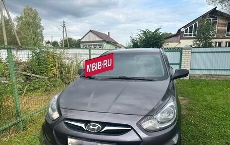 Hyundai Solaris II рестайлинг, 2013 год, 625 000 рублей, 2 фотография