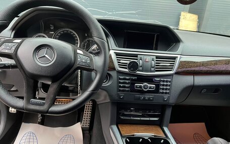 Mercedes-Benz E-Класс, 2012 год, 1 750 000 рублей, 8 фотография