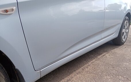 Hyundai Solaris II рестайлинг, 2013 год, 760 000 рублей, 13 фотография
