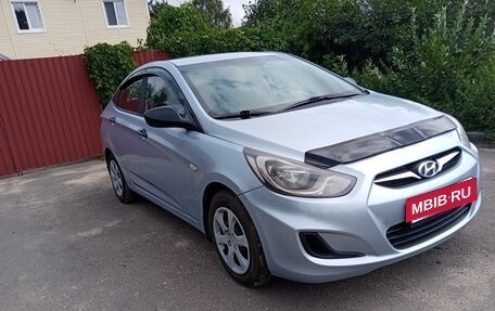 Hyundai Solaris II рестайлинг, 2013 год, 760 000 рублей, 22 фотография