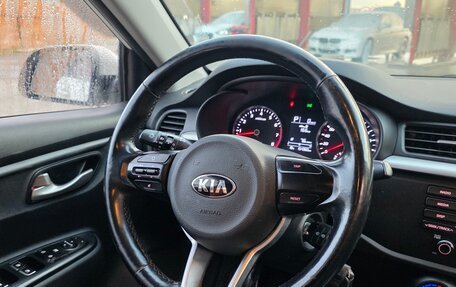 KIA Rio IV, 2018 год, 1 050 000 рублей, 3 фотография