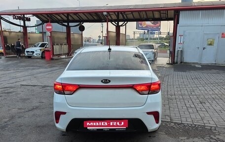 KIA Rio IV, 2018 год, 1 050 000 рублей, 7 фотография