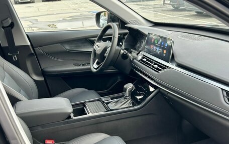 Chery Tiggo 4 I рестайлинг, 2025 год, 2 099 000 рублей, 5 фотография
