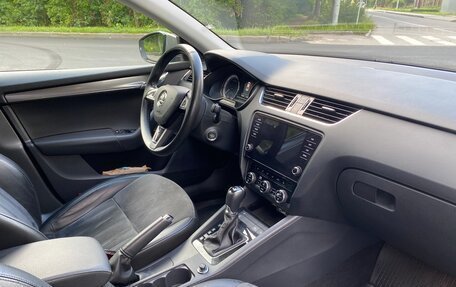 Skoda Octavia, 2017 год, 1 830 000 рублей, 4 фотография