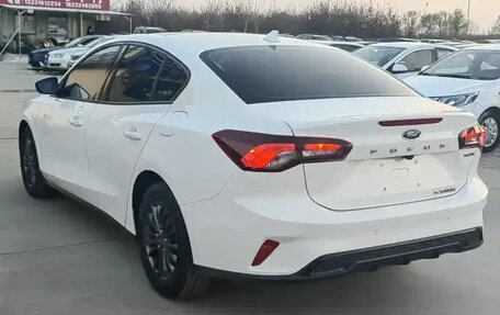Ford Focus IV, 2022 год, 1 593 000 рублей, 5 фотография