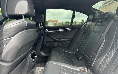 BMW 5 серия, 2022 год, 3 300 000 рублей, 8 фотография