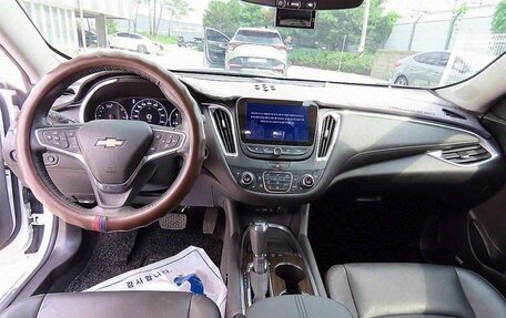 Chevrolet Malibu IX, 2022 год, 1 500 000 рублей, 5 фотография