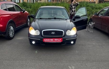 Hyundai Sonata IV рестайлинг, 2004 год, 680 000 рублей, 2 фотография