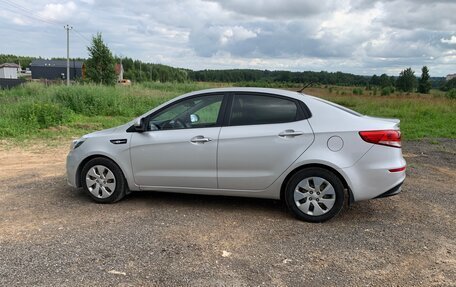 KIA Rio III рестайлинг, 2015 год, 970 000 рублей, 15 фотография