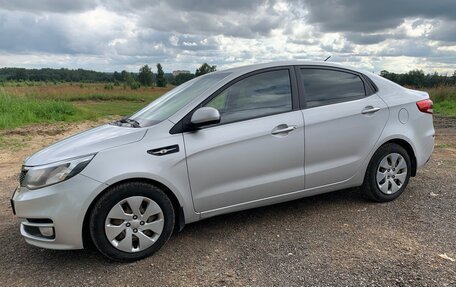 KIA Rio III рестайлинг, 2015 год, 970 000 рублей, 28 фотография