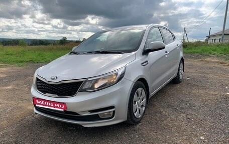 KIA Rio III рестайлинг, 2015 год, 970 000 рублей, 27 фотография