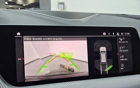 BMW 1 серия, 2022 год, 2 300 000 рублей, 13 фотография