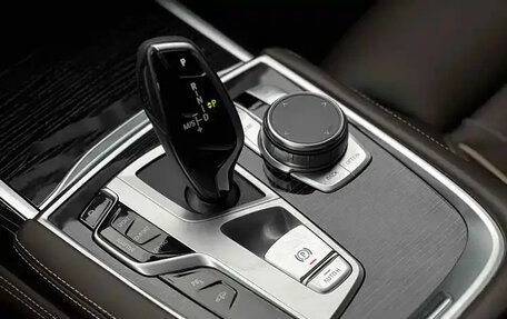 BMW 7 серия, 2022 год, 5 700 000 рублей, 20 фотография