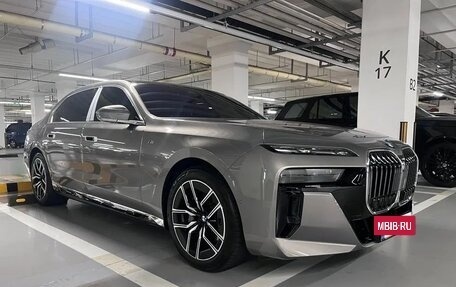 BMW 7 серия, 2025 год, 14 100 000 рублей, 3 фотография