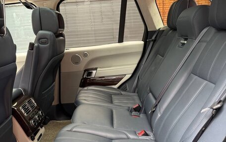 Land Rover Range Rover IV рестайлинг, 2015 год, 5 300 000 рублей, 19 фотография