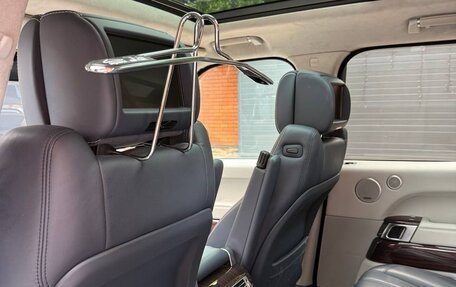 Land Rover Range Rover IV рестайлинг, 2015 год, 5 300 000 рублей, 17 фотография
