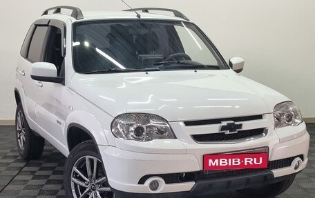 Chevrolet Niva I рестайлинг, 2014 год, 646 000 рублей, 3 фотография
