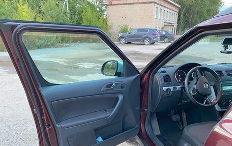 Skoda Yeti I рестайлинг, 2014 год, 1 250 000 рублей, 20 фотография