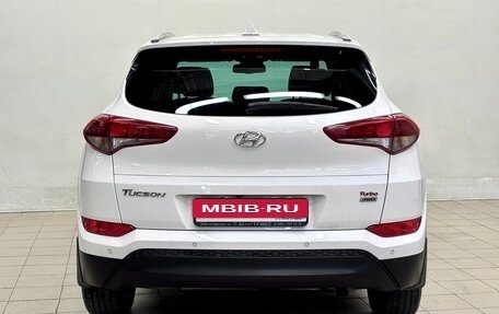 Hyundai Tucson III, 2018 год, 1 875 000 рублей, 3 фотография
