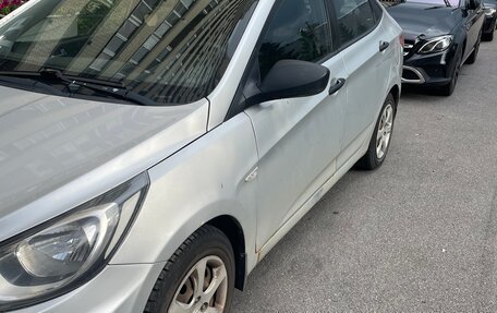Hyundai Solaris II рестайлинг, 2014 год, 799 000 рублей, 4 фотография