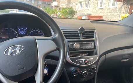 Hyundai Solaris II рестайлинг, 2014 год, 799 000 рублей, 7 фотография