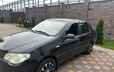 Fiat Albea I рестайлинг, 2007 год, 240 000 рублей, 2 фотография