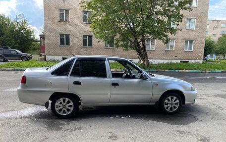 Daewoo Nexia I рестайлинг, 2011 год, 230 000 рублей, 3 фотография