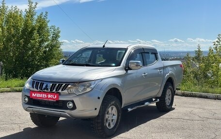 Mitsubishi L200 IV рестайлинг, 2015 год, 1 500 000 рублей, 7 фотография