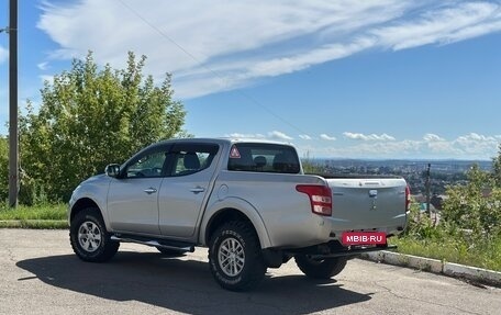 Mitsubishi L200 IV рестайлинг, 2015 год, 1 500 000 рублей, 9 фотография