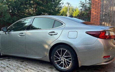 Lexus ES VII, 2016 год, 2 500 000 рублей, 9 фотография