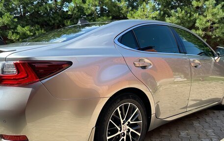 Lexus ES VII, 2016 год, 2 500 000 рублей, 13 фотография