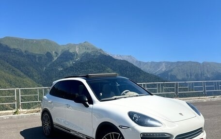 Porsche Cayenne III, 2011 год, 2 400 000 рублей, 4 фотография