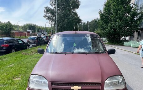 Chevrolet Niva I рестайлинг, 2005 год, 199 000 рублей, 3 фотография