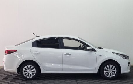 KIA Rio IV, 2018 год, 1 391 000 рублей, 4 фотография
