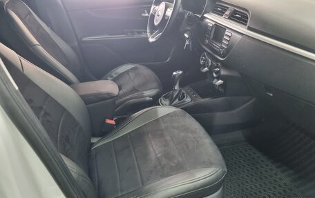 KIA Rio IV, 2018 год, 1 391 000 рублей, 7 фотография