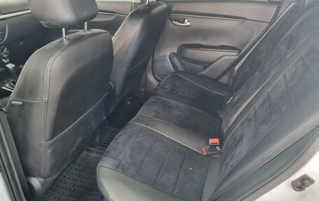 KIA Rio IV, 2018 год, 1 391 000 рублей, 19 фотография