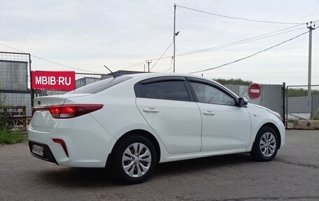 KIA Rio IV, 2018 год, 860 000 рублей, 14 фотография